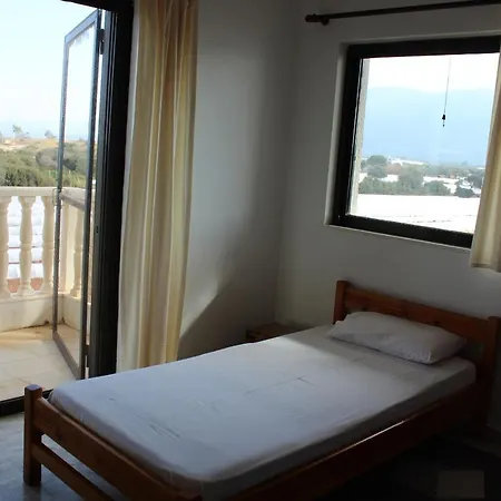 Villa Kyparissia With Private Beach Willa *